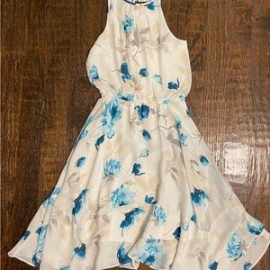 WHITE HOUSE BLACK MARKET DRESS